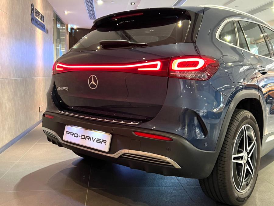 EQA250 AMG - Image 9